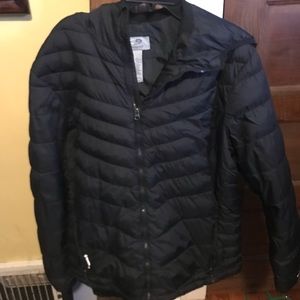 Hooded puffer jacket